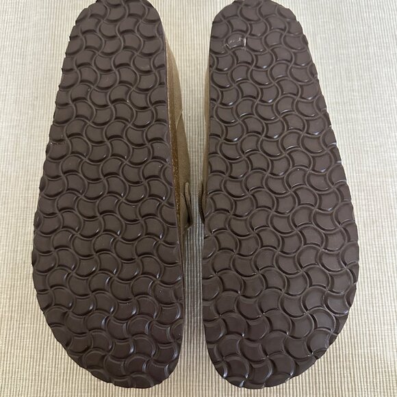 NEW IN BOX Cushionaire Hobby Clogs 8.5 Taupe - Picture 5 of 5